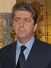 https://upload.wikimedia.org/wikipedia/commons/thumb/f/fe/Georgi_S._Parvanov.jpg/100px-Georgi_S._Parvanov.jpg